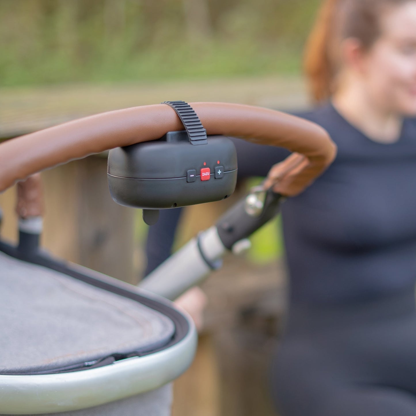 Robby Stroller Baby Rocker with Cry Sensor