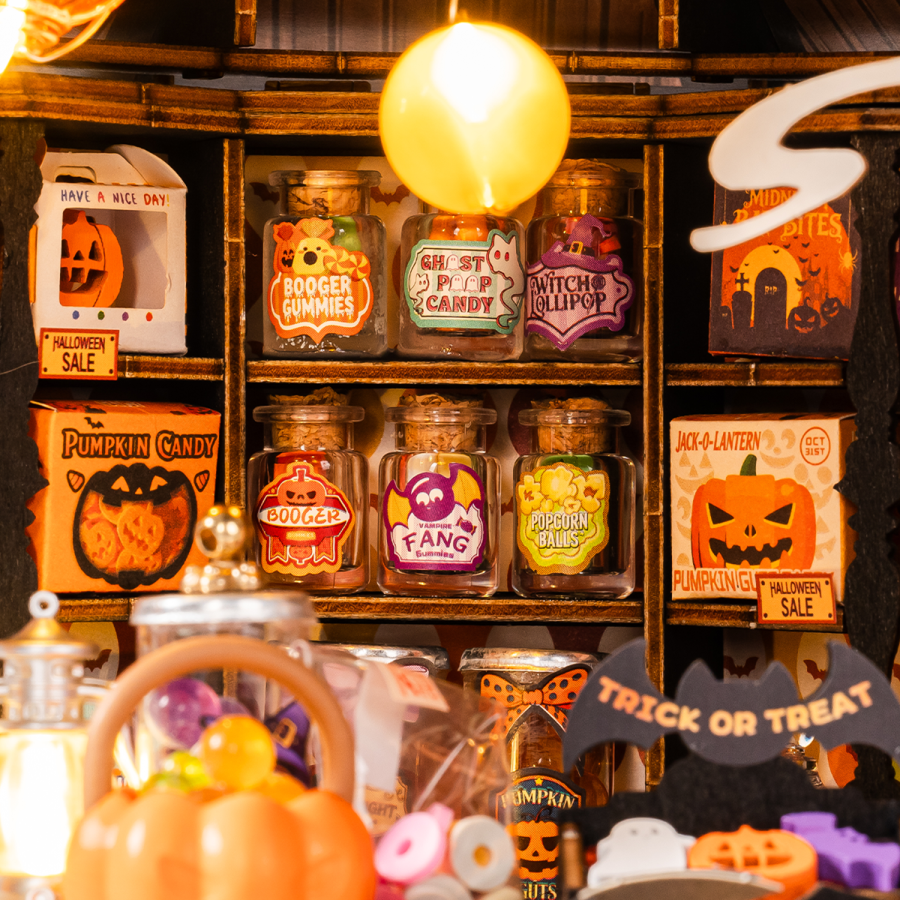 Robotime Rolife DIY Miniature House - Haunted Candy House