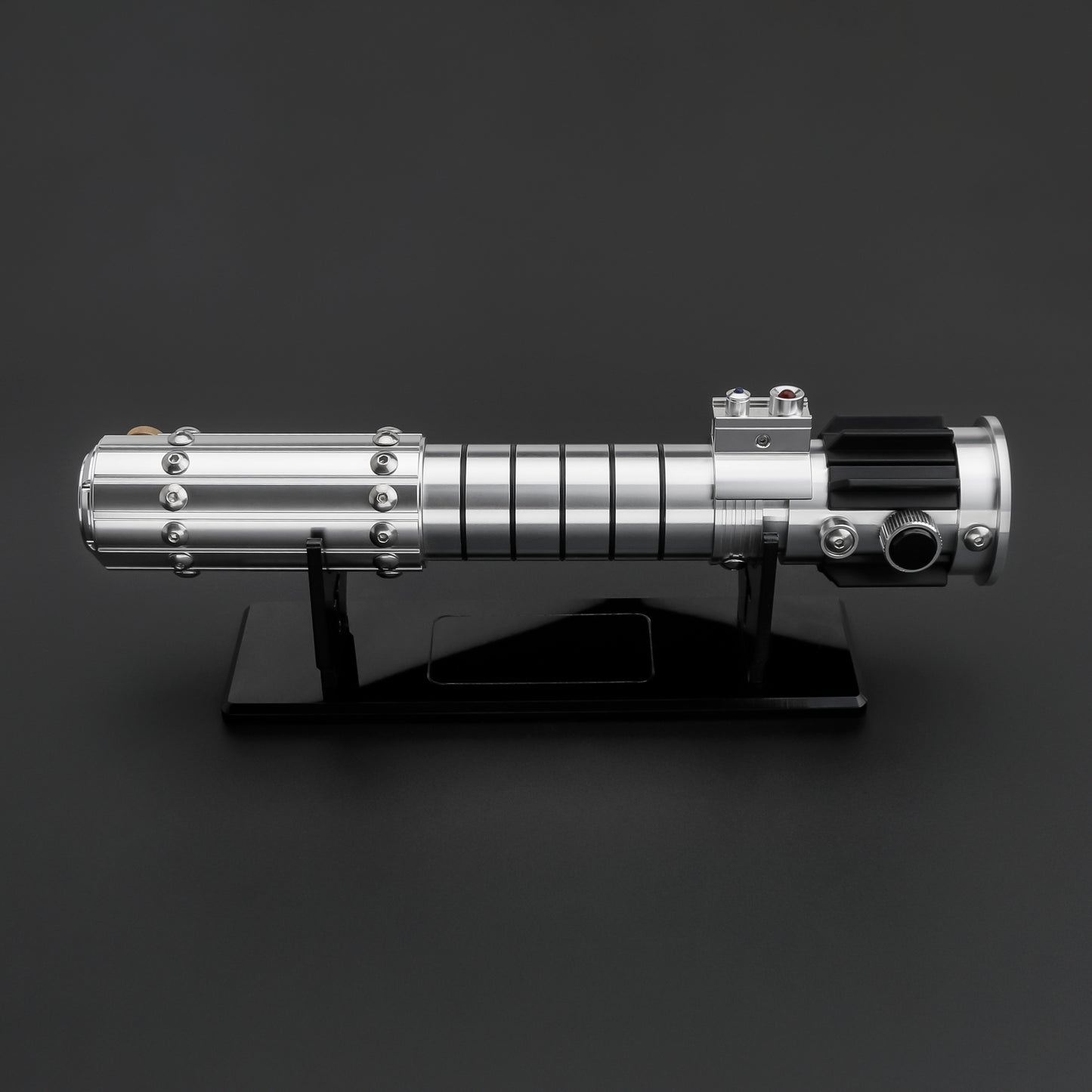 SaberVold SV-Aevora Lightsaber
