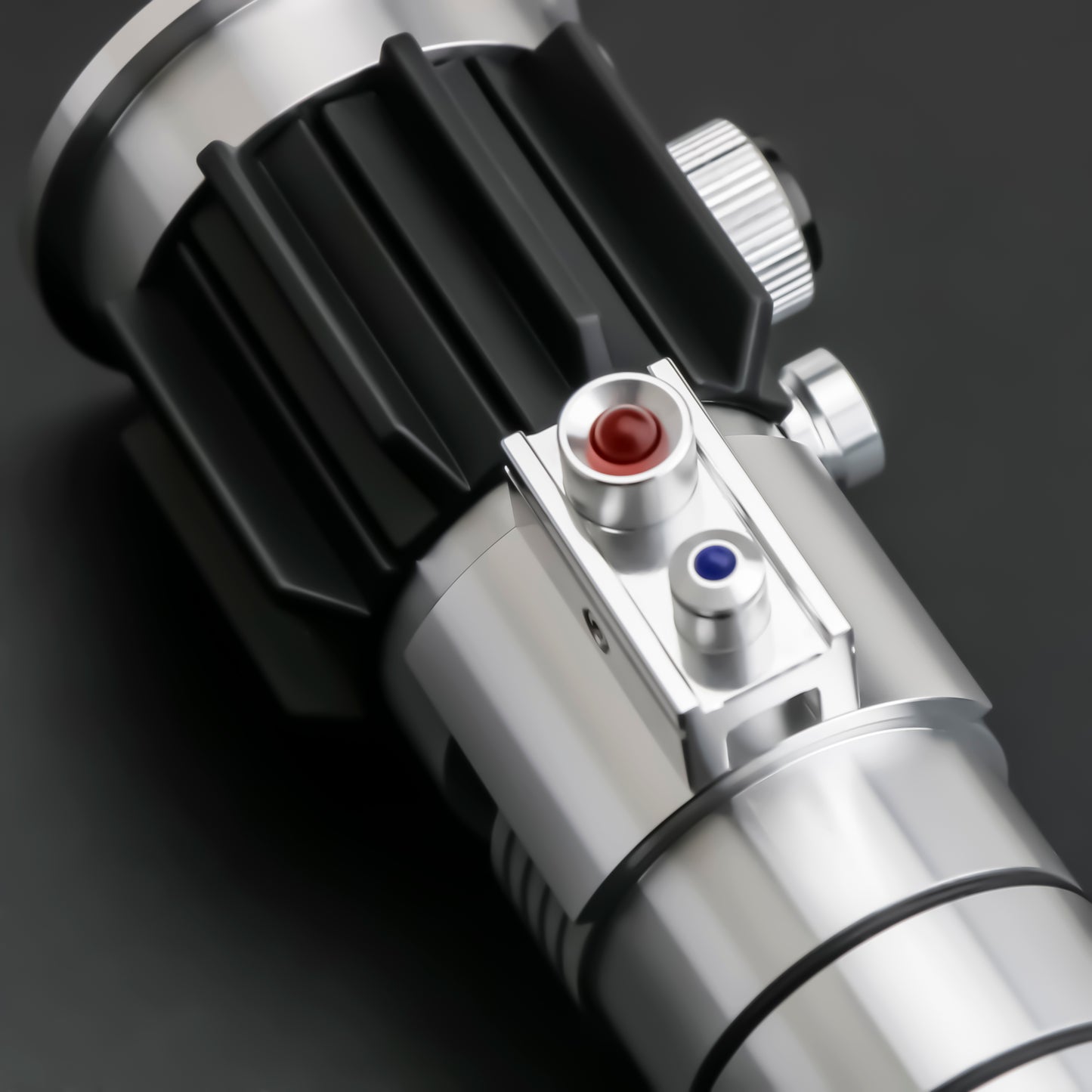 SaberVold SV-Aevora Lightsaber