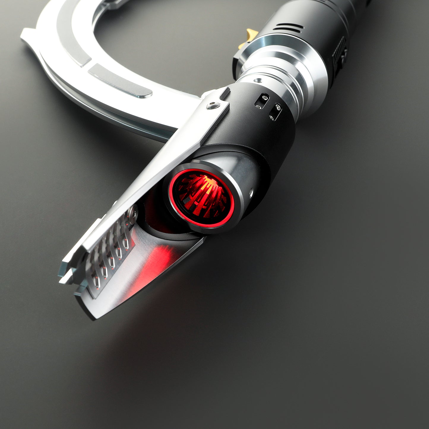 SaberVold SV-Marrok Lightsaber