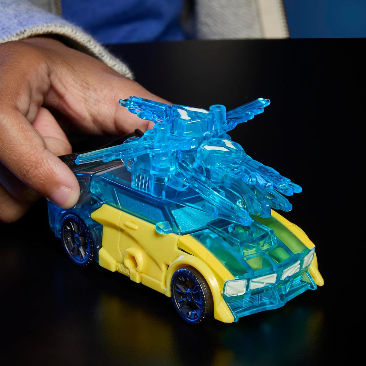 Transformers Cyberworld Armored Cyber Changers Bumblebee (U.P. $24.90)