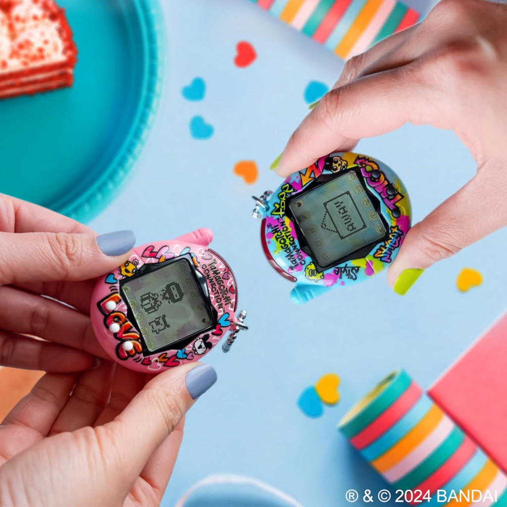 Bandai Tamagotchi Connection True Friends - Blue Graffiti And Pink