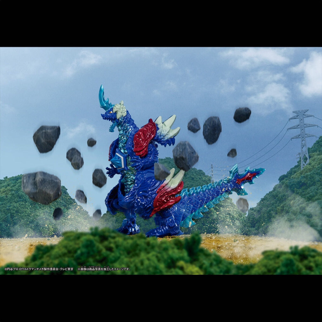 Bandai Ultraman METEOKAIJU SERIES 01 DX REKINESS - Ultraman