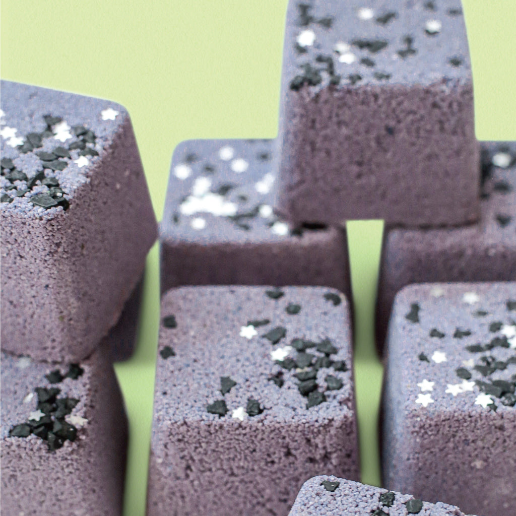 Hinkler Omc! Relax Soak! Bath Bomb Kit