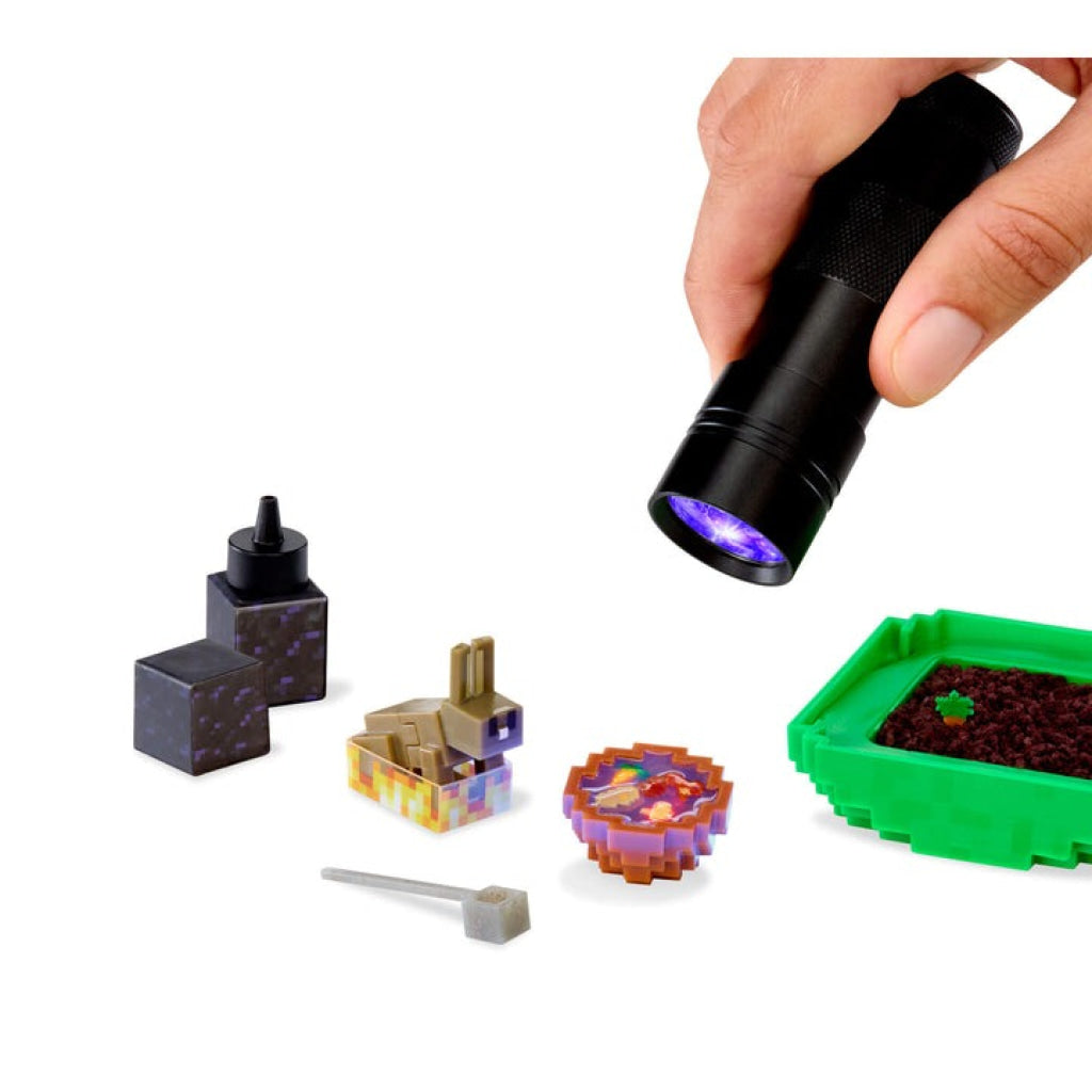 MGA’s Miniverse Make It Mini Minecraft Mini Collectibles - MGA Miniverse