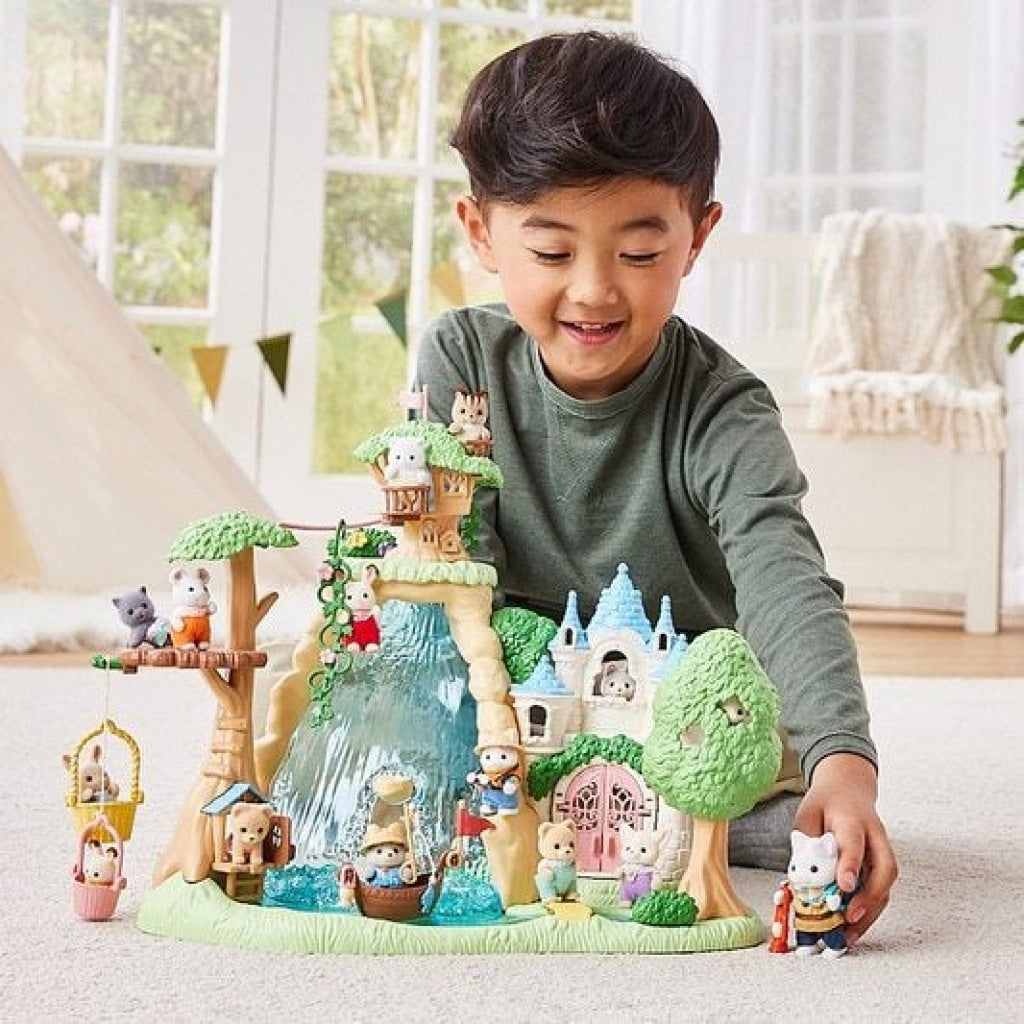 Sylvanian Families Exciting Exploration Set - Latte Cat Brother & Baby